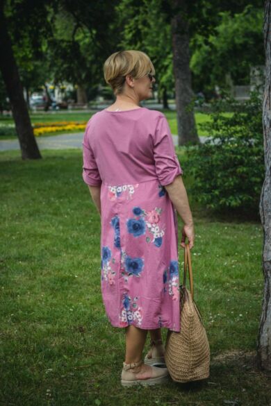 Paola laza stílusú lazacszínű pamut virágos ruha