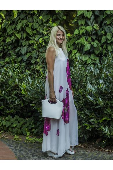 Aliyssa fehér alapon virágos muszlin maxi ruha