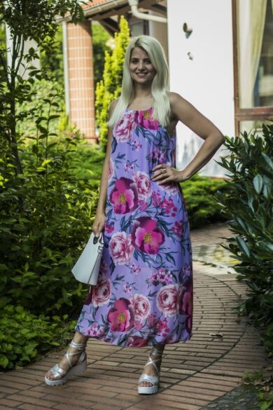 Grace lila alapon, színes virágos muszlin maxi ruha