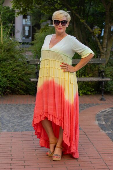 Arianna szivárvány színű maxi ruha