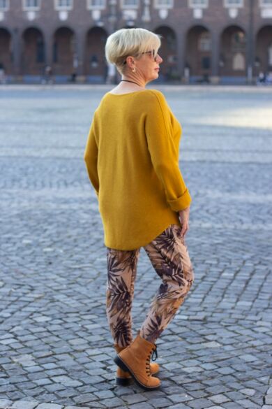 Paris puha mustár színű kötött pulcsi