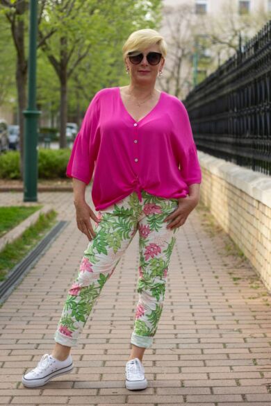 Pink-zöld mintás gumírozott derekú rugalmas pamut-vászon nadrág